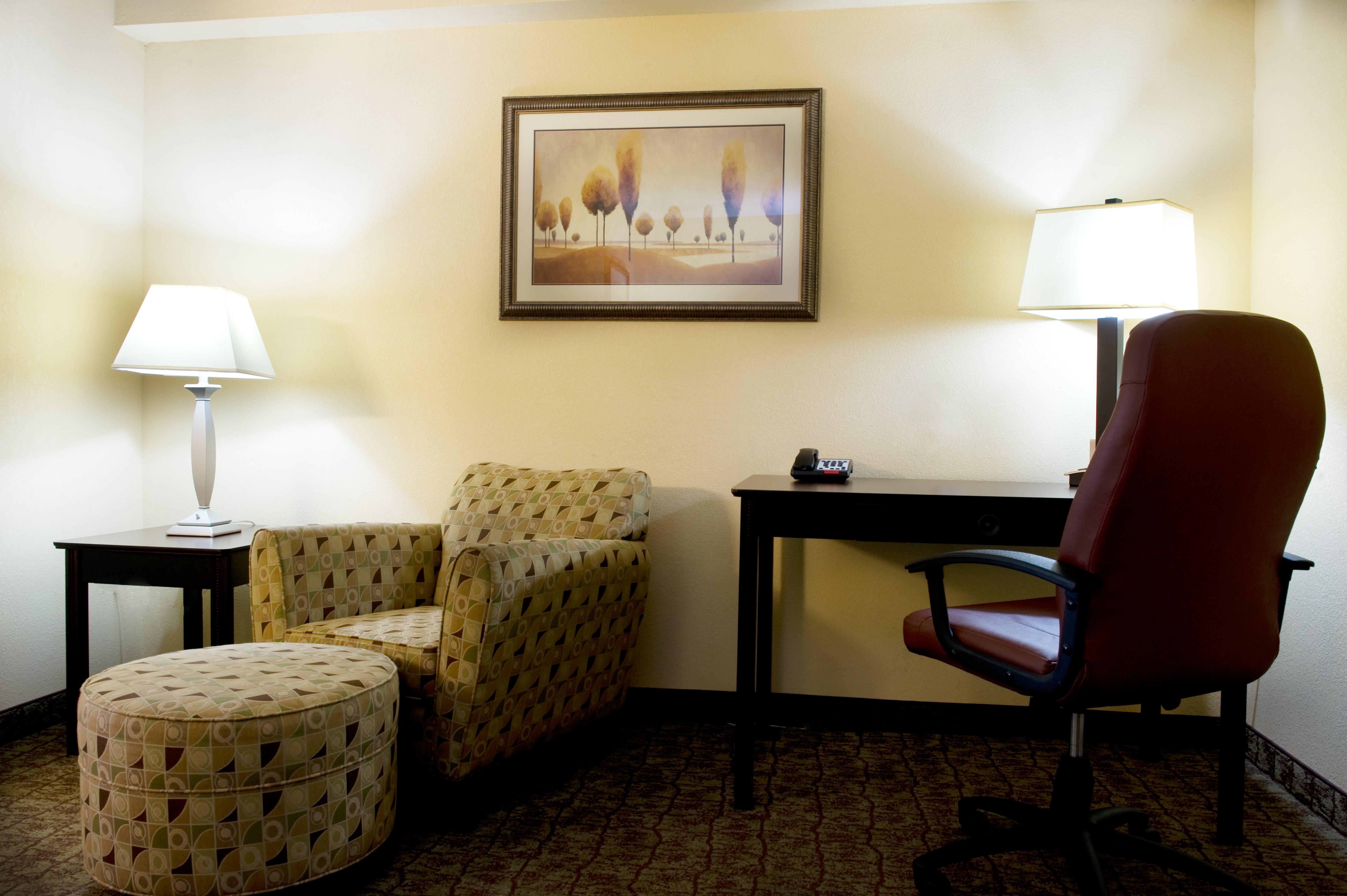 Holiday Inn Express Hotel & Suites Dallas Fort Worth Airport South By Ihg Ървинг Екстериор снимка